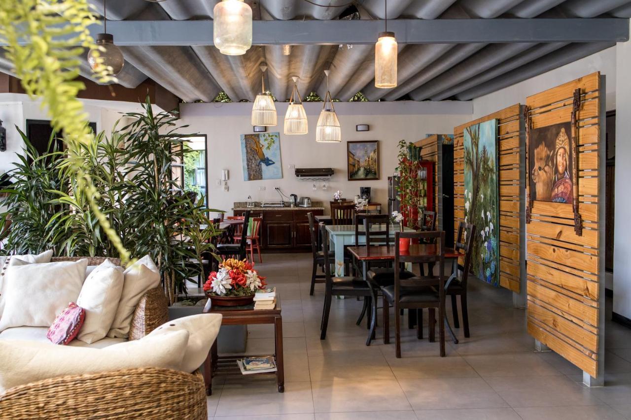 Casa Maria Aeropuerto B&B Río Segundo エクステリア 写真