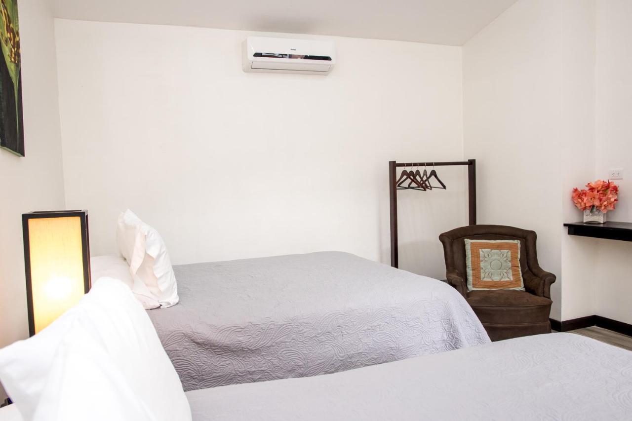 Casa Maria Aeropuerto B&B Río Segundo エクステリア 写真